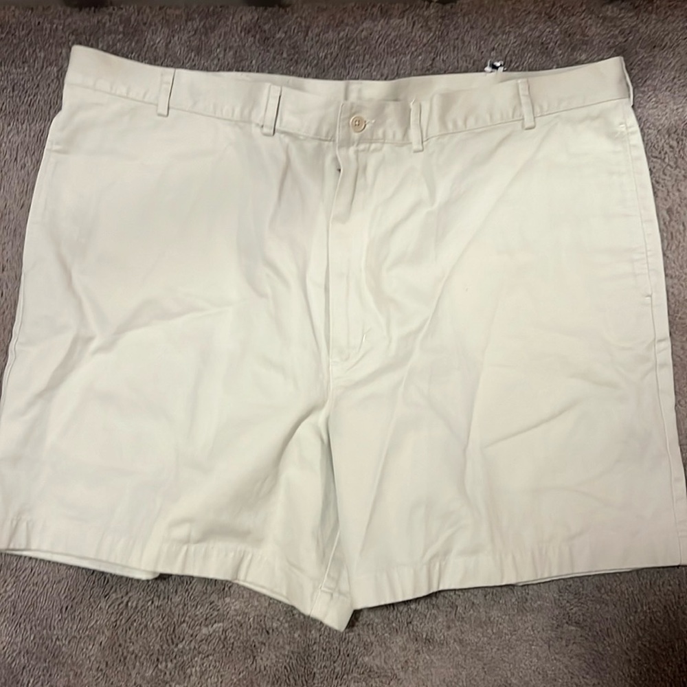 Lands’ End chino short